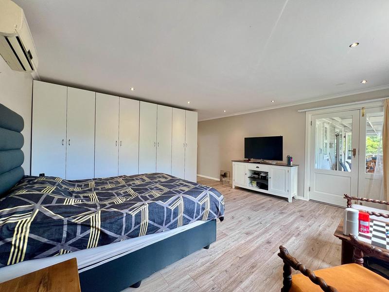 4 Bedroom Property for Sale in Hout Bay Western Cape